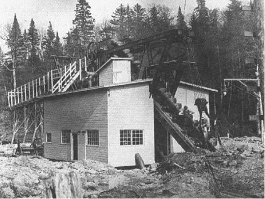 Beauce Saddle Reef discovery building