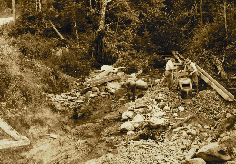Historic placer mining, Mining Brook district, early 1900s